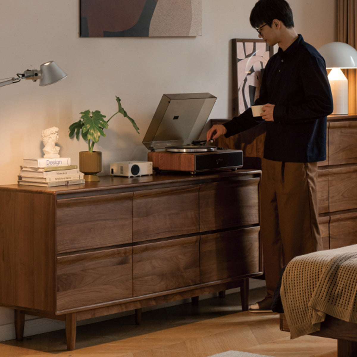 Loris 6 Drawers Dresser